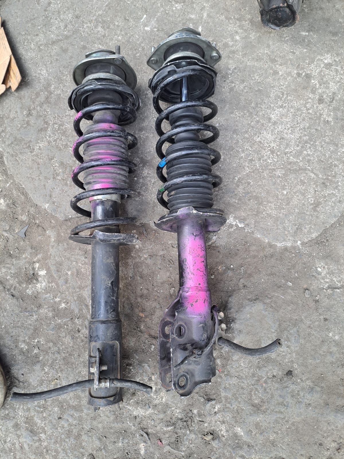 Daihatsu Mira Shock Absorbers