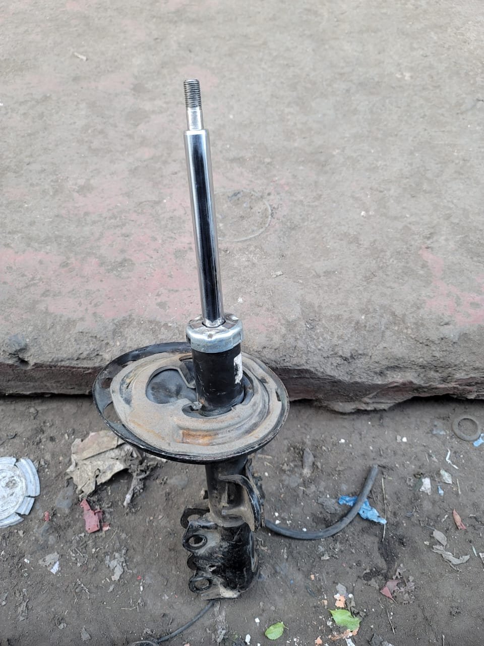 Toyota Rav 4 Shock Absorber