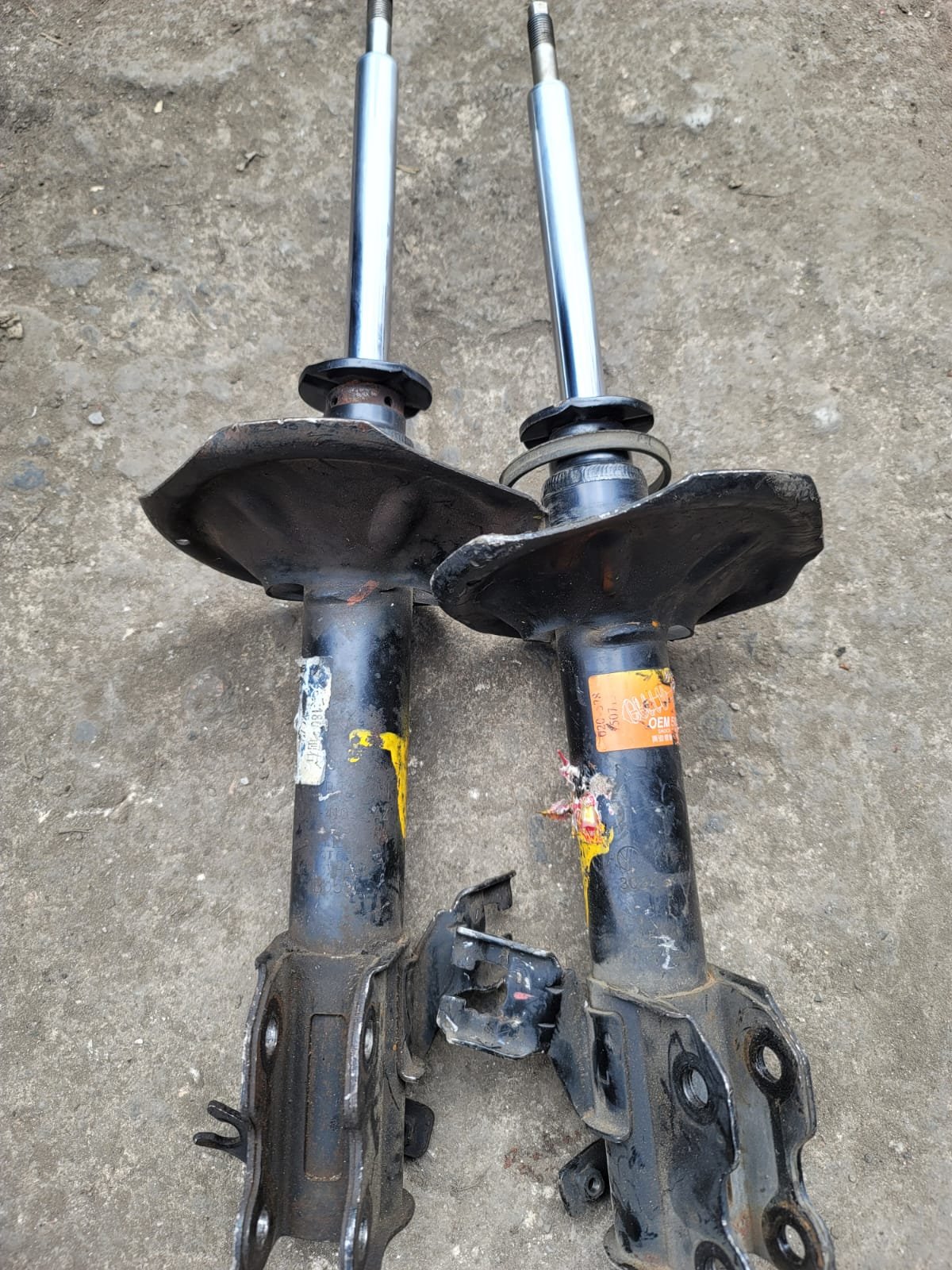 Nissan B15 Shocks