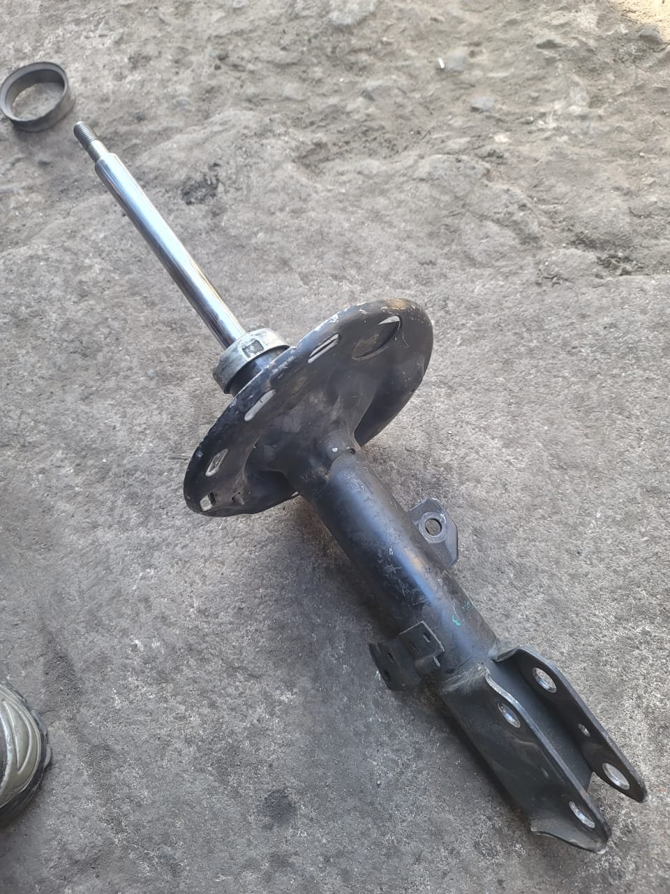 Toyota Noah Model 2008 Front Shock
